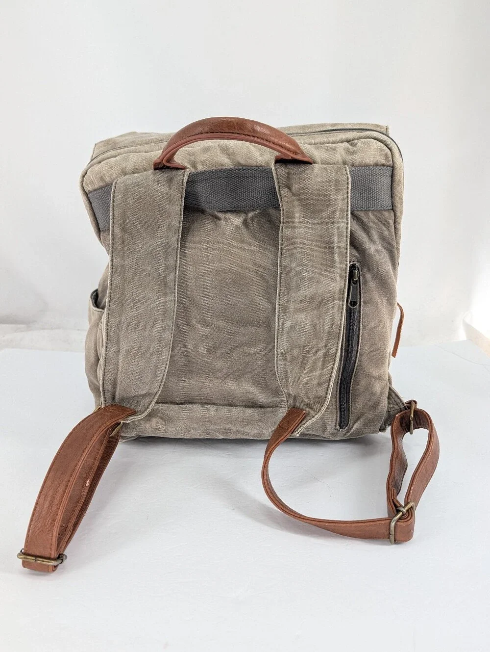 Momkindness Duo Multipurpose Backpack Diaper Bag Neutral Taupy Grey Canvas